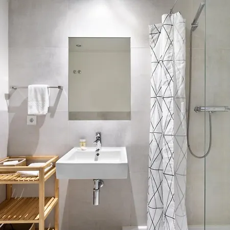 Joivy Vibrant Apartment Lisbon